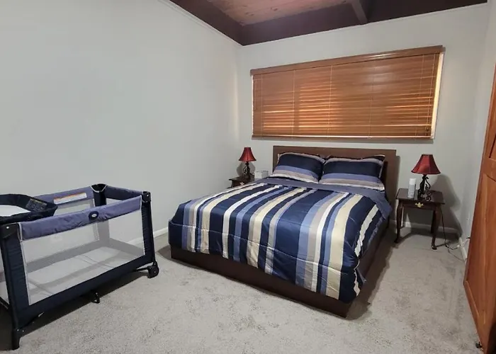 Entire One Bedroom Apartment