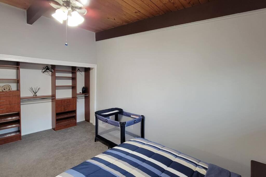 Entire One Bedroom *