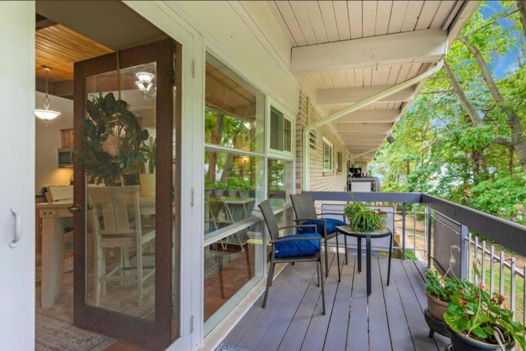 Entire One Bedroom Annandale